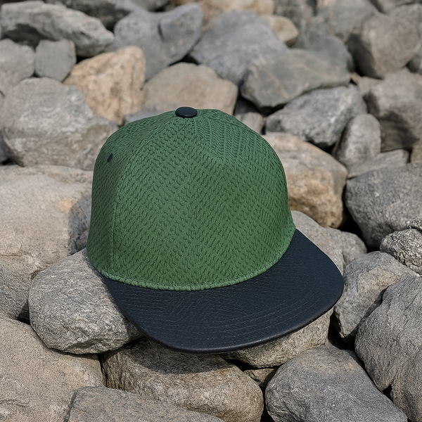 SNAKE STYLE SNAPBACK CAP