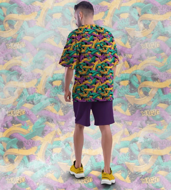 MAGIC GRAFFITI PRINTED OVERSIZED T-SHIRT