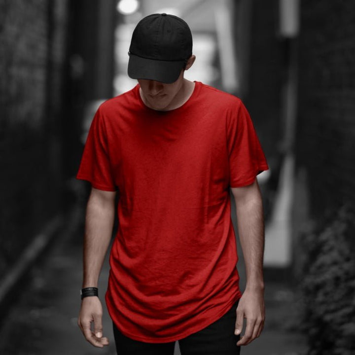Takeincart cotton longline T shirt red on male model with black cap casual streetwear summer print vest
